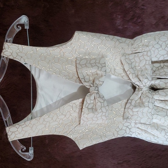 ERIN Gold and Cream Bow Cut-Out Dress NWOT - Picture 4 of 6